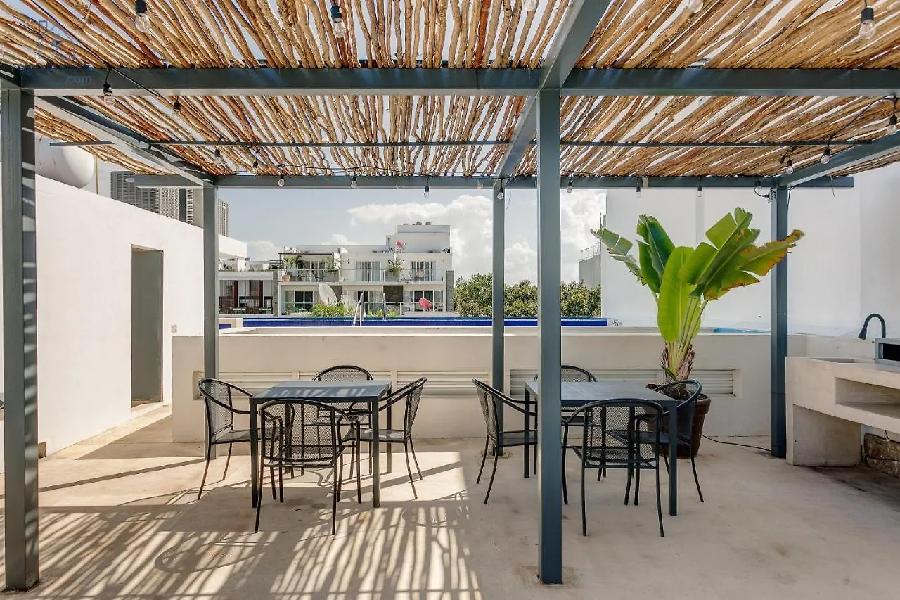 Aptartment With Patio, Rooftop & Pool Close To The Beach - Danzamar 2 Playa del Carmen 0*,  México